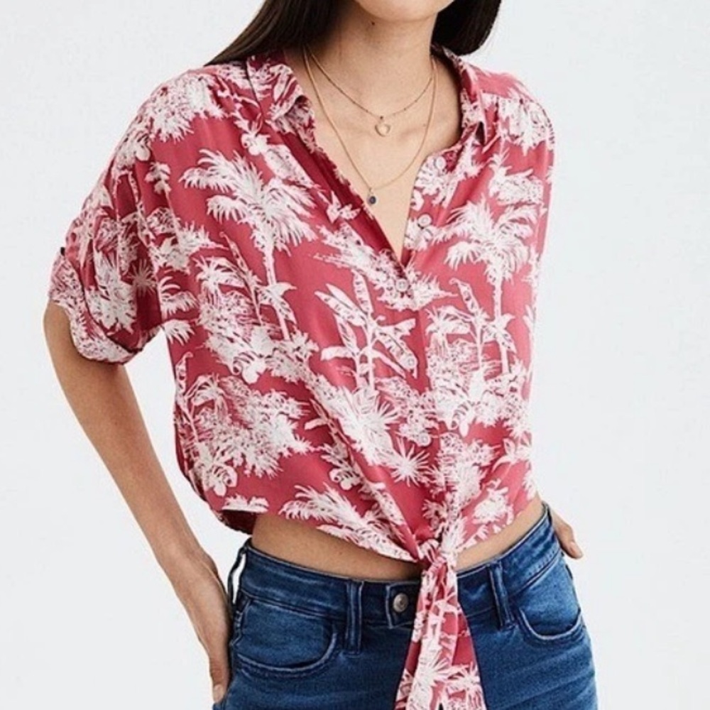 American Eagle Hawaiian print button down Boho style boxy cropped blouse size L